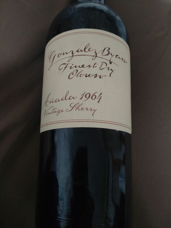 ゴンザレス・ビアス ・オロロソ （お酒）の商品画像 - 査定依頼日：2025年7月17日 - 最高査定価格：8,000円