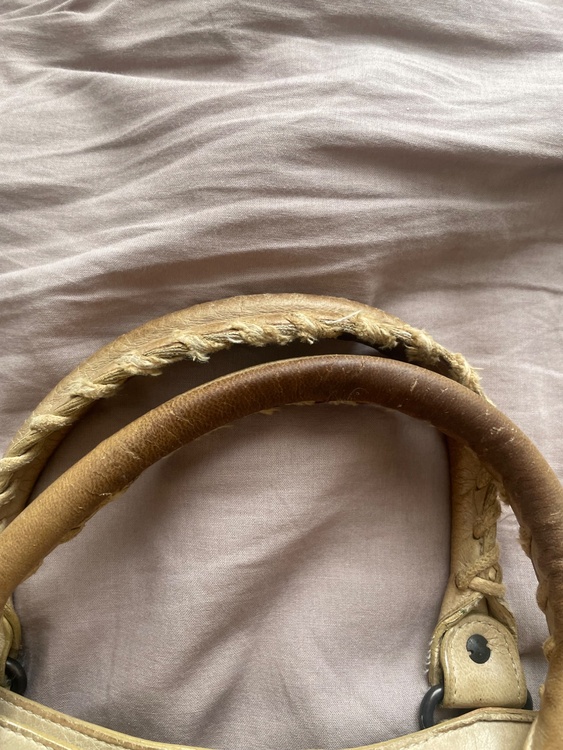 シティバッグ（ブランドバッグ）の商品画像 - 査定依頼日：2026年3月12日 - 最高査定価格：55,000円