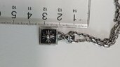 タイニーCHクロスチャームとフフレームドCHプラスチャーム（古着・ファッション）の商品画像 - 査定依頼日：2026年7月21日 - 最高査定価格：100,000円