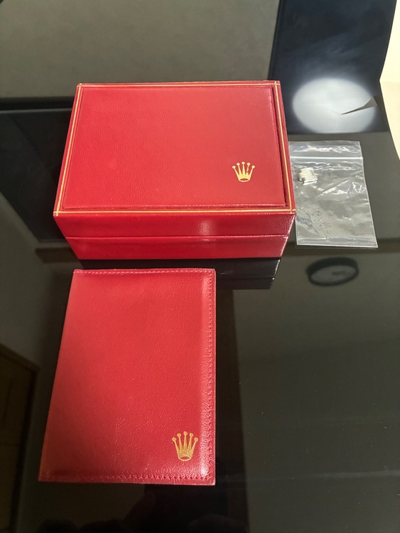 ロレックス パーペチュアル 662（高級時計）の商品画像 - 査定依頼日：2026年1月22日 - 最高査定価格：250,000円