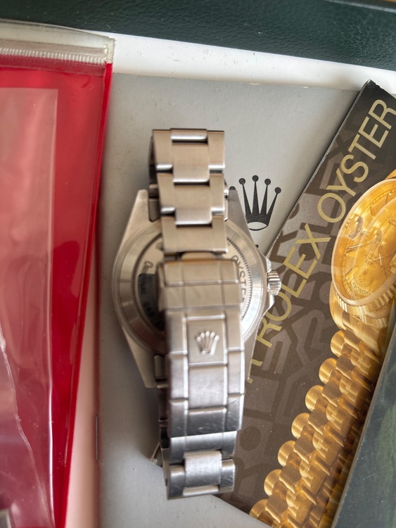 ロレックス シードゥエラー 1660（高級時計）の商品画像 - 査定依頼日：2026年2月9日 - 最高査定価格：1,450,000円