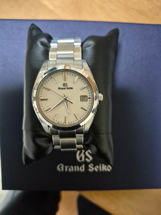 グランドセイコー（高級時計）の商品画像 - 査定依頼日：2025年11月8日 - 最高査定価格：220,000円