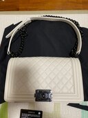 シャネル ボーイシャネル （ブランドバッグ）の商品画像 - 査定依頼日：2024年9月27日 - 最高査定価格：300,000円