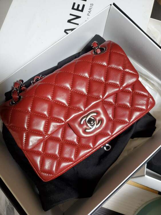 ミニマトラッセ（ブランドバッグ）の商品画像 - 査定依頼日：2024年12月24日 - 最高査定価格：500,000円