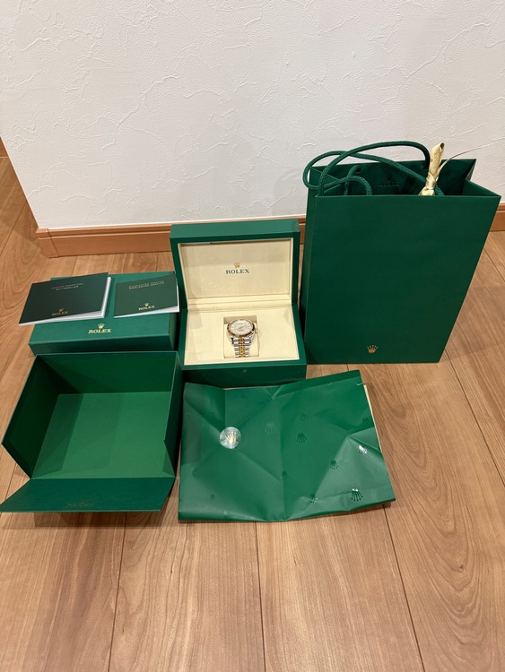 ロレックス スカイドゥエラー （高級時計）の商品画像 - 査定依頼日：2025年7月15日 - 最高査定価格：3,300,000円