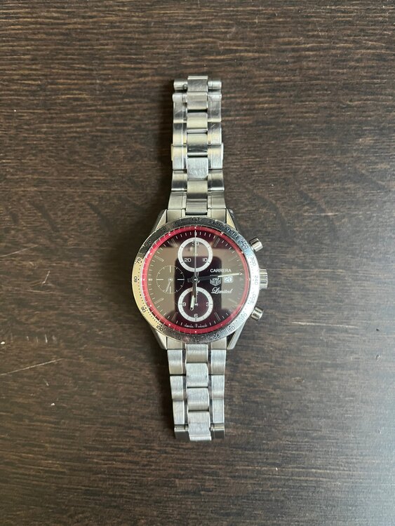 タグホイヤー カレラ  CV201D.BA0786（高級時計）の商品画像 - 査定依頼日：2025年5月20日 - 最高査定価格：165,000円