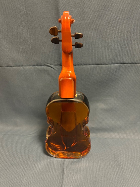 サントリー ローヤル バイオリン 楽器シリーズ（お酒）の商品画像 - 査定依頼日：2025年9月4日 - 最高査定価格：7,000円