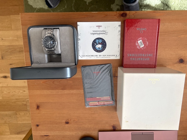 オメガ スピードマスター 0（高級時計）の商品画像 - 査定依頼日：2026年1月23日 - 最高査定価格：2,200,000円