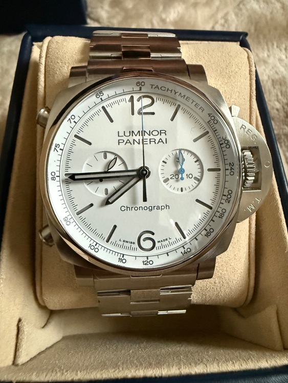 パネライ ルミノール pam0154（高級時計）の商品画像 - 査定依頼日：2025年10月9日 - 最高査定価格：1,300,000円