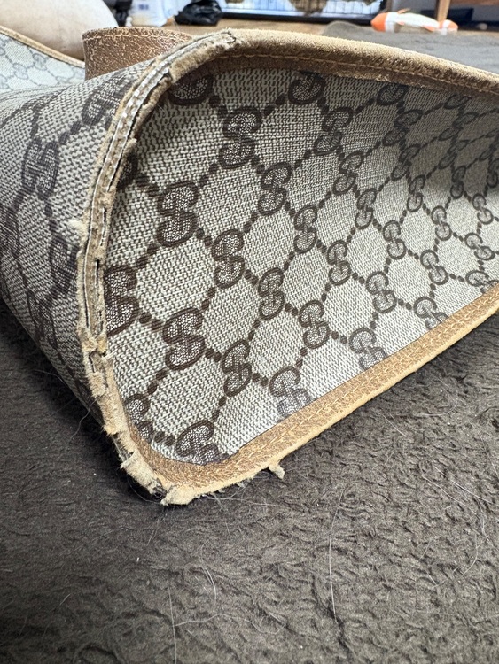 グッチ  （ブランドバッグ）の商品画像 - 査定依頼日：2025年7月30日 - 最高査定価格：13,000円