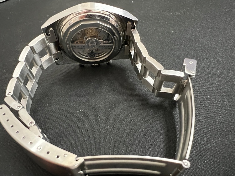 エル・プリメロA384（高級時計）の商品画像 - 査定依頼日：2025年12月10日 - 最高査定価格：730,000円