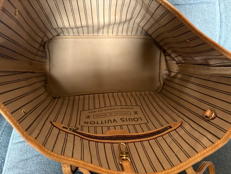 ルイヴィトン ネヴァーフル （ブランドバッグ）の商品画像 - 査定依頼日：2026年4月7日 - 最高査定価格：155,000円