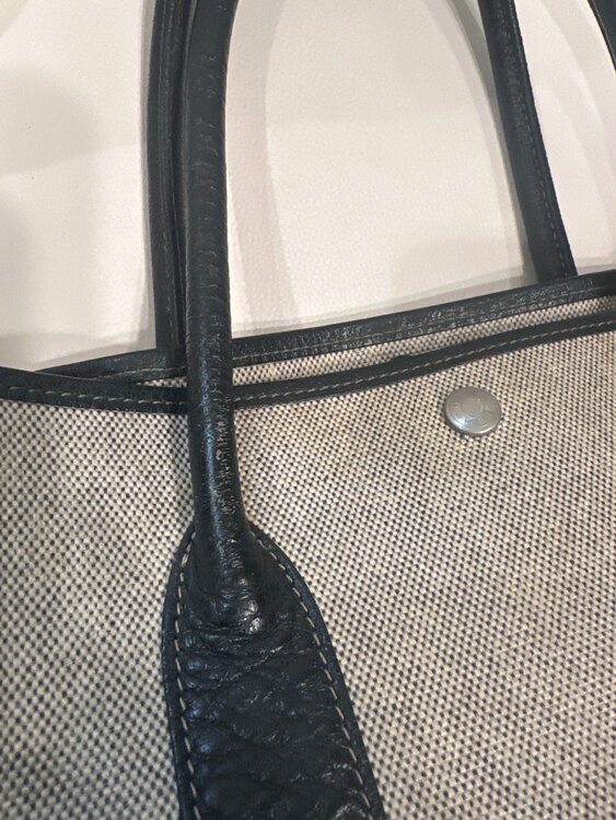 ガーデンパーティーPM（ブランドバッグ）の商品画像 - 査定依頼日：2025年4月15日 - 最高査定価格：70,000円