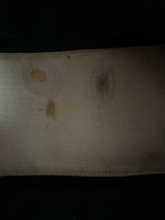 バレンシアガ  （ブランドバッグ）の商品画像 - 査定依頼日：2025年3月26日 - 最高査定価格：20,000円