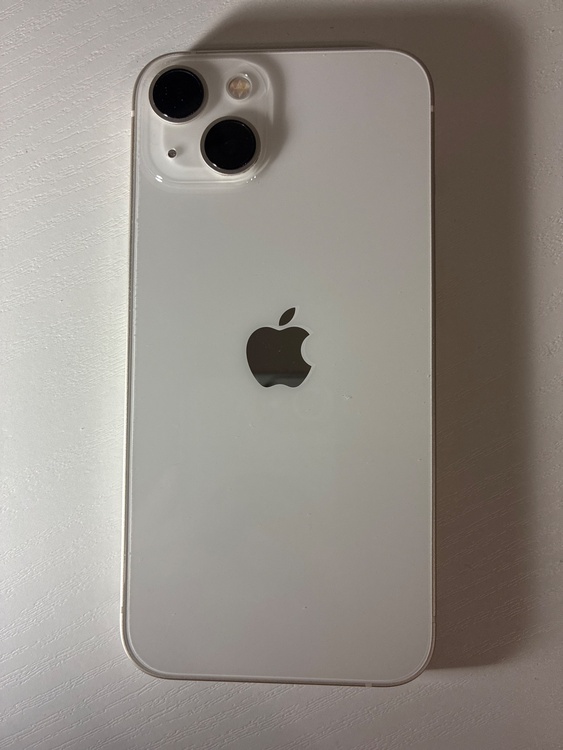 iPhone iPhone 13 256GB SIMフリー（スマホ）の商品画像 - 査定依頼日：2026年6月2日 - 最高査定価格：37,000円