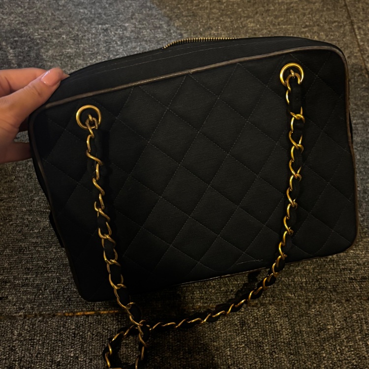 コットンデカマトラッセ？（ブランドバッグ）の商品画像 - 査定依頼日：2025年7月29日 - 最高査定価格：130,000円