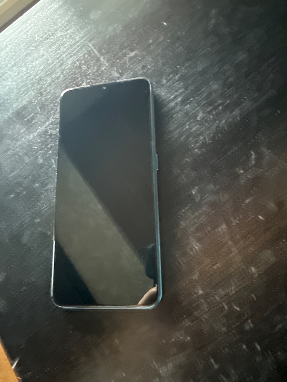 OPPO OPPO A5 2020 【SIMフリー】OPPO A5 2020（スマホ）の商品画像 - 査定依頼日：2026年8月1日 - 最高査定価格：2,500円
