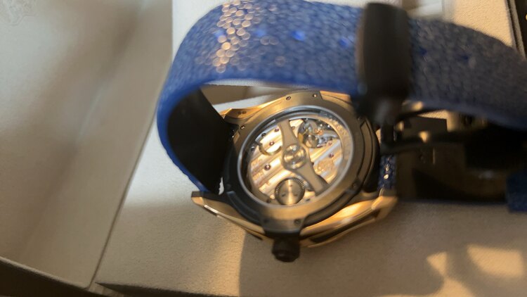 その他 H.モーザー 3200-090（高級時計）の商品画像 - 査定依頼日：2025年5月24日 - 最高査定価格：100,000円