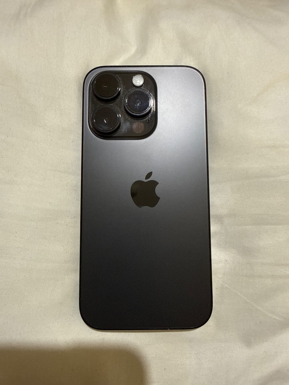 14pro（スマホ）の商品画像 - 査定依頼日：2026年3月30日 - 最高査定価格：61,000円