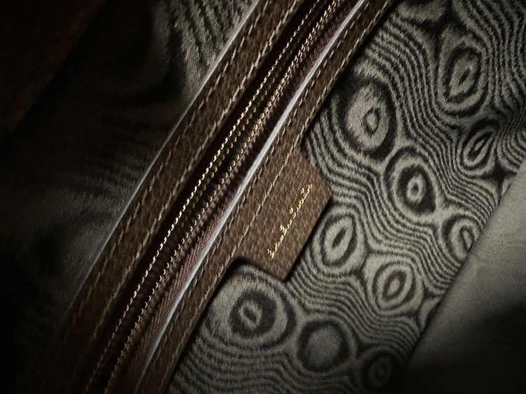 GUCCI×BALENCIAGA/グッチ×バレンシアガ ザ・ハッカープロジェクト（ブランドバッグ）の商品画像 - 査定依頼日：2025年9月22日 - 最高査定価格：138,000円