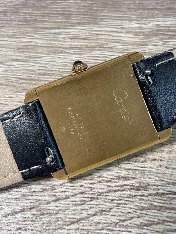 カルティエ タンク （高級時計）の商品画像 - 査定依頼日：2025年8月14日 - 最高査定価格：1,500,000円