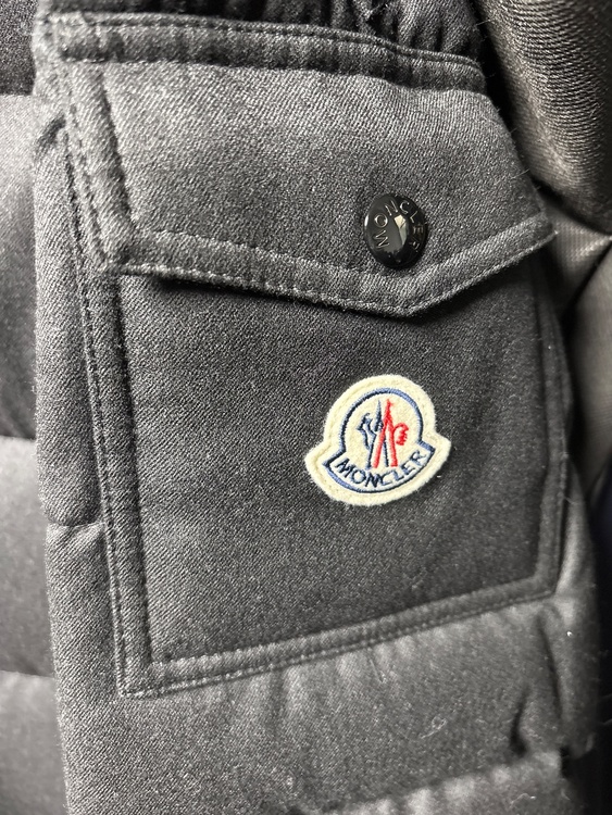 モンジュネーブル（古着・ファッション）の商品画像 - 査定依頼日：2026年1月12日 - 最高査定価格：70,000円