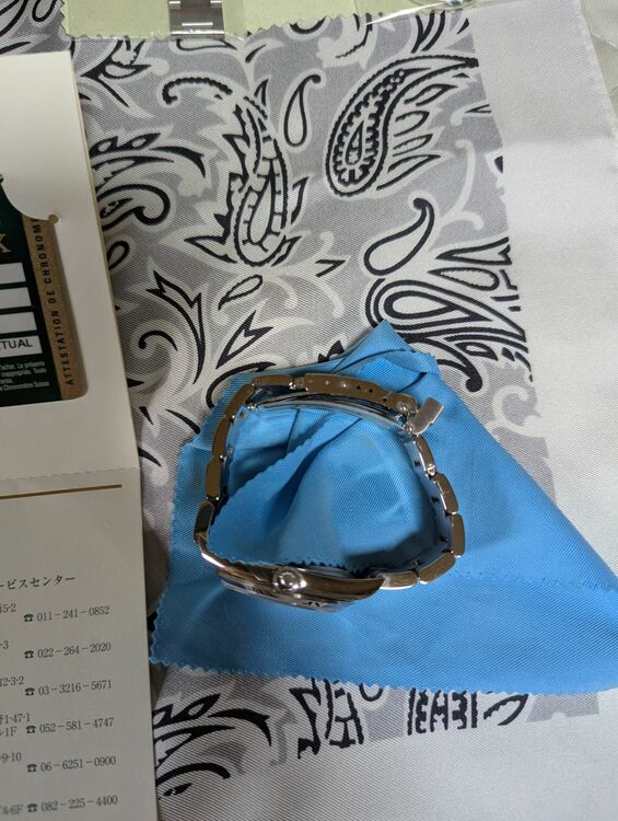 ロレックス エクスプローラー 114270（高級時計）の商品画像 - 査定依頼日：2025年10月4日 - 最高査定価格：930,000円