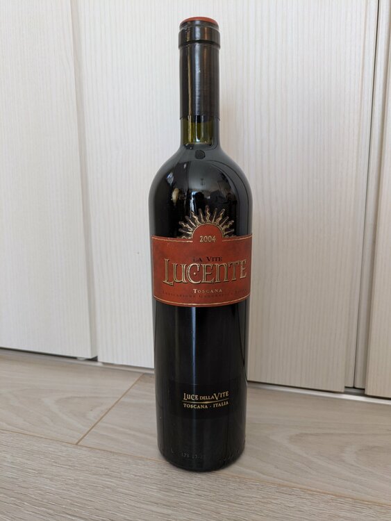 LUCENTE（お酒）の商品画像 - 査定依頼日：2026年5月5日 - 最高査定価格：1,000円