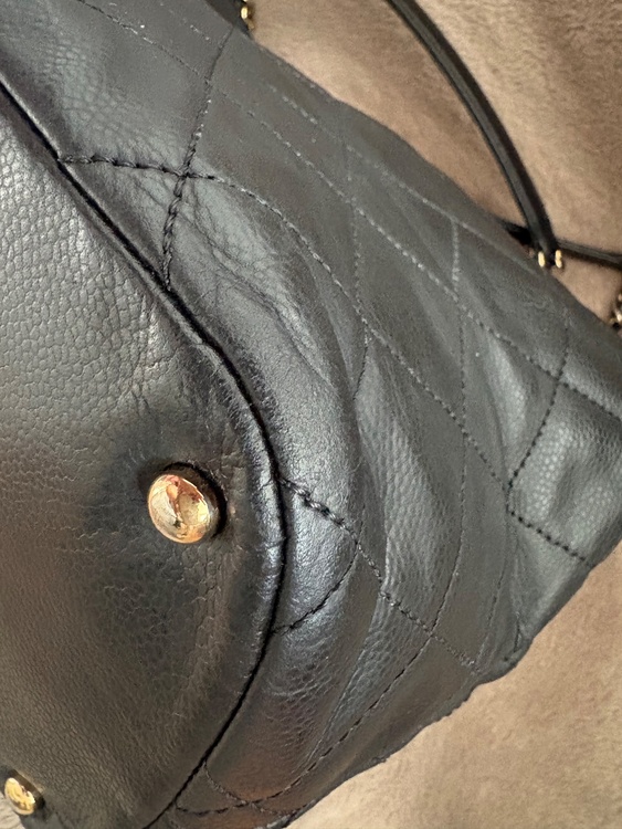 シャネル キャビアスキン マトラッセ GST（ブランドバッグ）の商品画像 - 査定依頼日：2026年4月28日 - 最高査定価格：225,000円