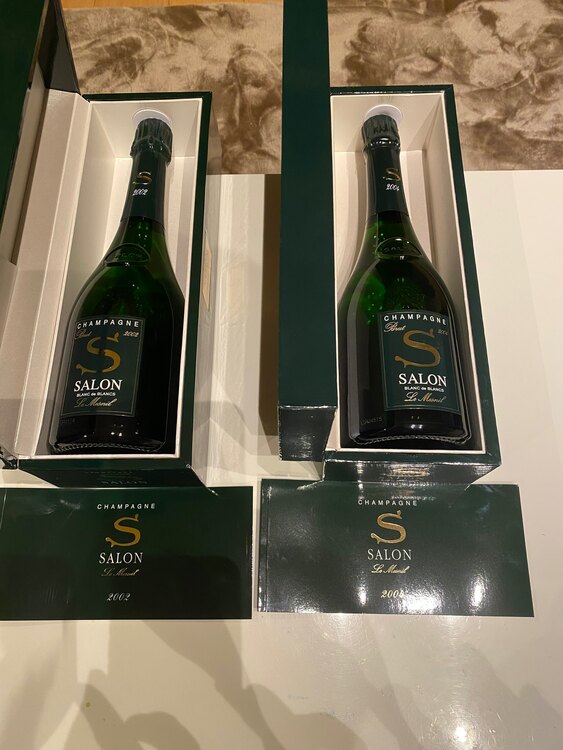 シャンパン サロン （お酒）の商品画像 - 査定依頼日：2025年2月28日 - 最高査定価格：270,000円