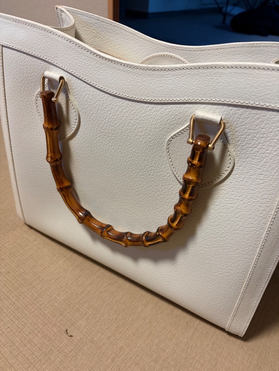 グッチ  （ブランドバッグ）の商品画像 - 査定依頼日：2026年3月2日 - 最高査定価格：30,000円