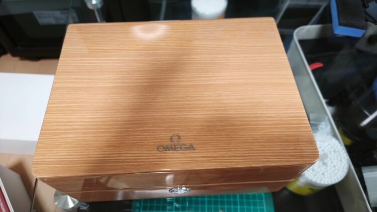 オメガ シーマスター 231.10.43.22.03.001（高級時計）の商品画像 - 査定依頼日：2025年10月11日 - 最高査定価格：550,000円