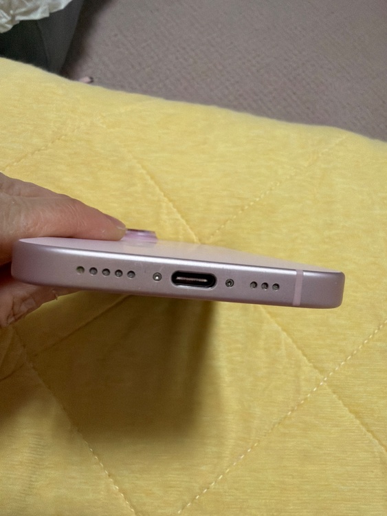 iPhone 15 128GB SIMフリー（スマホ）の商品画像 - 査定依頼日：2026年1月14日 - 最高査定価格：64,000円