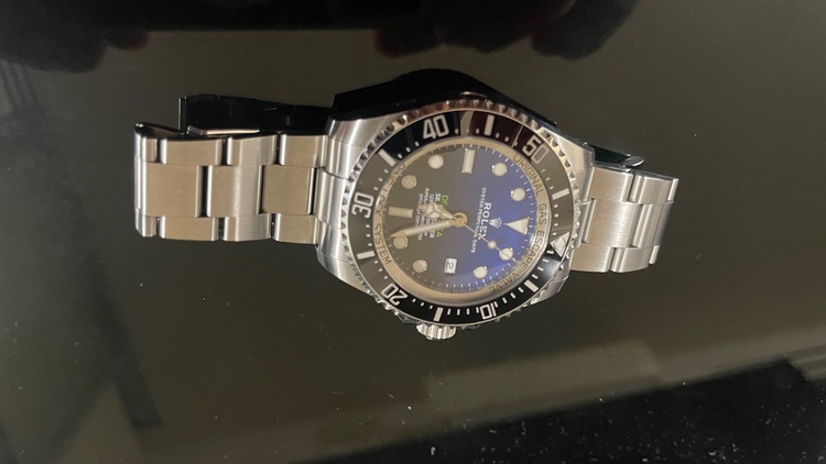 ロレックス シードゥエラー 12666（高級時計）の商品画像 - 査定依頼日：2025年10月2日 - 最高査定価格：1,950,000円