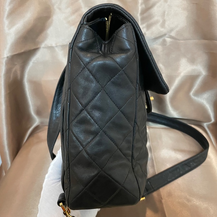 シャネル　ラムスキン  チェーンリュック（ブランドバッグ）の商品画像 - 査定依頼日：2025年6月8日 - 最高査定価格：230,000円