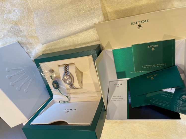 ロレックス デイトジャスト model 279171  （高級時計）の商品画像 - 査定依頼日：2026年1月30日 - 最高査定価格：1,880,000円