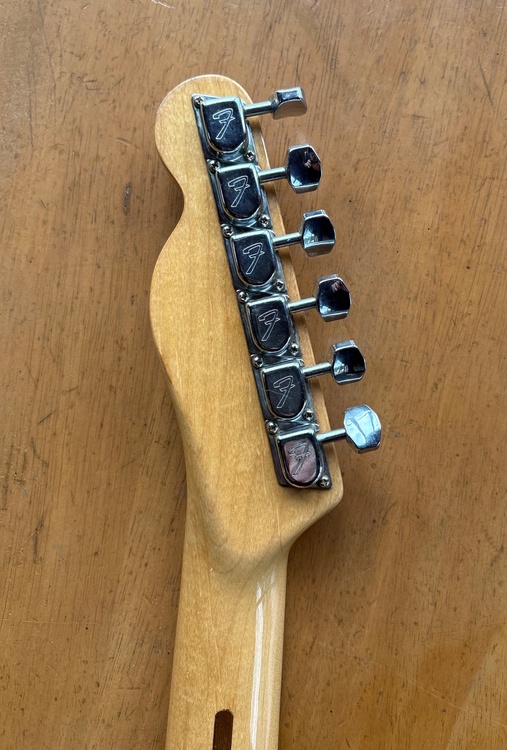 Fender 1977製 Telecaster（ピアノ・楽器・PA機材）の商品画像 - 査定依頼日：2026年4月9日 - 最高査定価格：436,000円