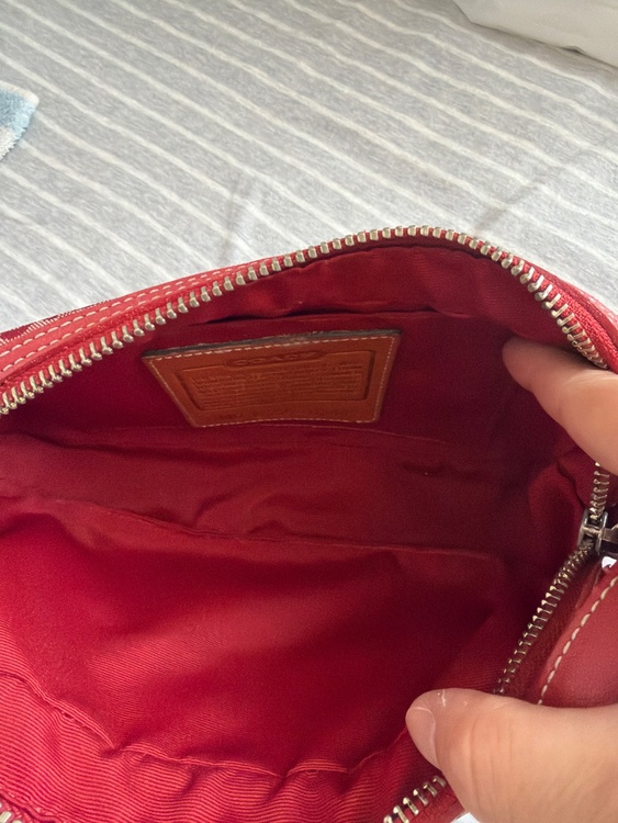 その他 コーチ （ブランドバッグ）の商品画像 - 査定依頼日：2026年4月8日 - 最高査定価格：1,500円