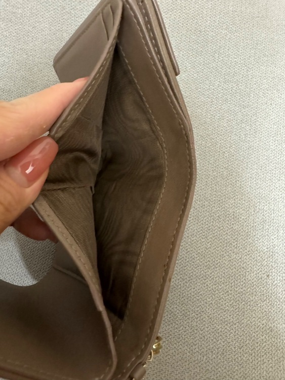 カナージュ財布（ブランド財布・小物）の商品画像 - 査定依頼日：2025年9月19日 - 最高査定価格：11,000円