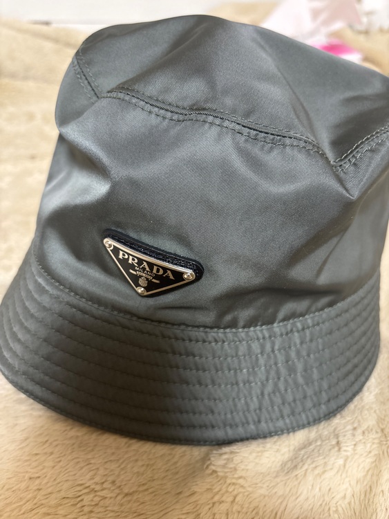 プラダ  （ブランドバッグ）の商品画像 - 査定依頼日：2025年11月26日 - 最高査定価格：35,000円