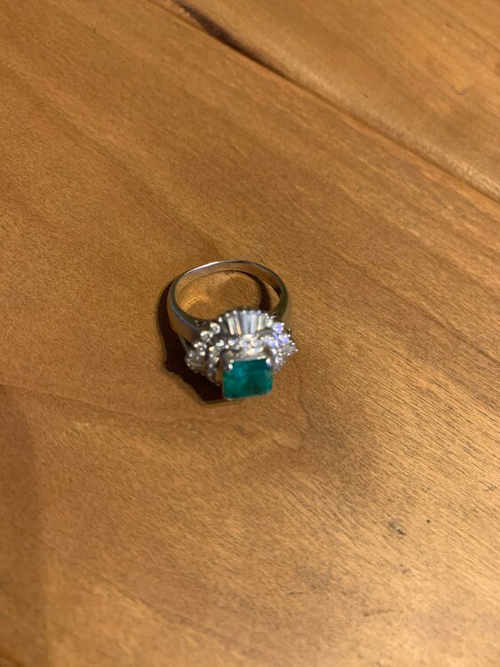 指輪（宝石）の商品画像 - 査定依頼日：2024年6月14日 - 最高査定価格：220,000円