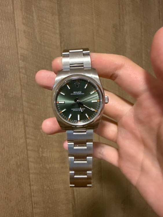 ロレックス パーペチュアル E2z（高級時計）の商品画像 - 査定依頼日：2025年7月6日 - 最高査定価格：950,000円