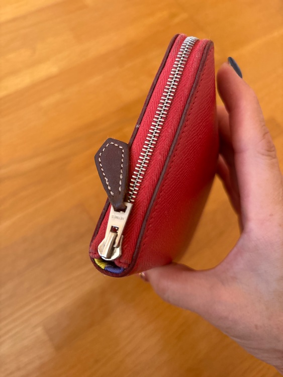 シルクイン　財布（ブランド財布・小物）の商品画像 - 査定依頼日：2025年9月3日 - 最高査定価格：30,000円