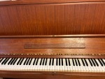 木目調（ピアノ・楽器・PA機材）の商品画像 - 査定依頼日：2026年5月6日 - 最高査定価格：10,000円
