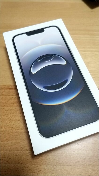 iPhone 16e 128GB Softbank（スマホ）の商品画像 - 査定依頼日：2025年10月2日 - 最高査定価格：59,000円