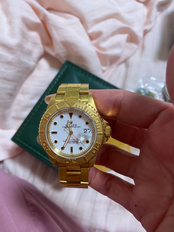 ロレックス ヨットマスター （高級時計）の商品画像 - 査定依頼日：2025年11月15日 - 最高査定価格：3,500,000円