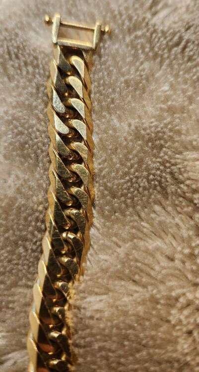 K18 6面ダブル 50g/20cm 喜平 ブレスレット 18金 ゴールド（金・貴金属）の商品画像 - 査定依頼日：2025年4月16日 - 最高査定価格：603,000円