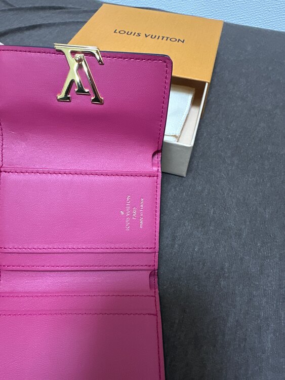 財布（ブランド財布・小物）の商品画像 - 査定依頼日：2025年3月21日 - 最高査定価格：30,000円