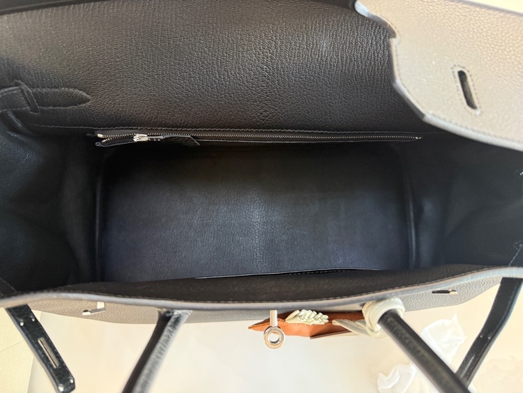 バーキン30トゴ　ノワールシルバー金具（ブランドバッグ）の商品画像 - 査定依頼日：2025年12月6日 - 最高査定価格：2,900,000円