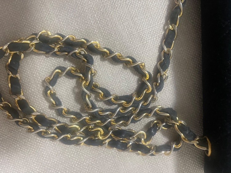 CHANEL ジャージマトラッセチェーンショルダー（ブランドバッグ）の商品画像 - 査定依頼日：2026年9月23日 - 最高査定価格：220,000円